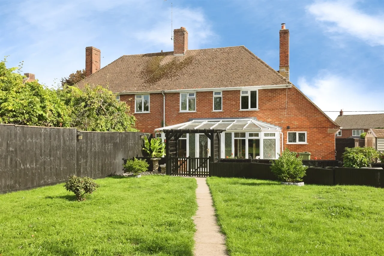 Parkhouse Road, Shipton Bellinger, SP9, photo 5