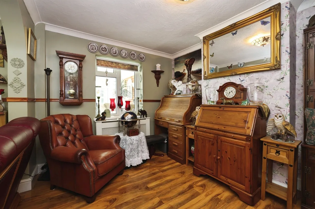Parkhouse Road, Shipton Bellinger, SP9, photo 17