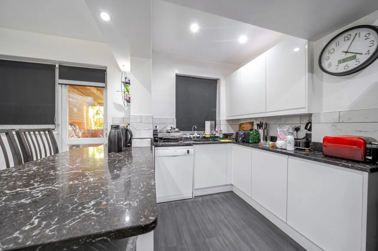 Long Lane, DA7, photo 19
