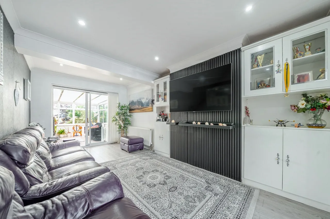 Long Lane, DA7, photo 2