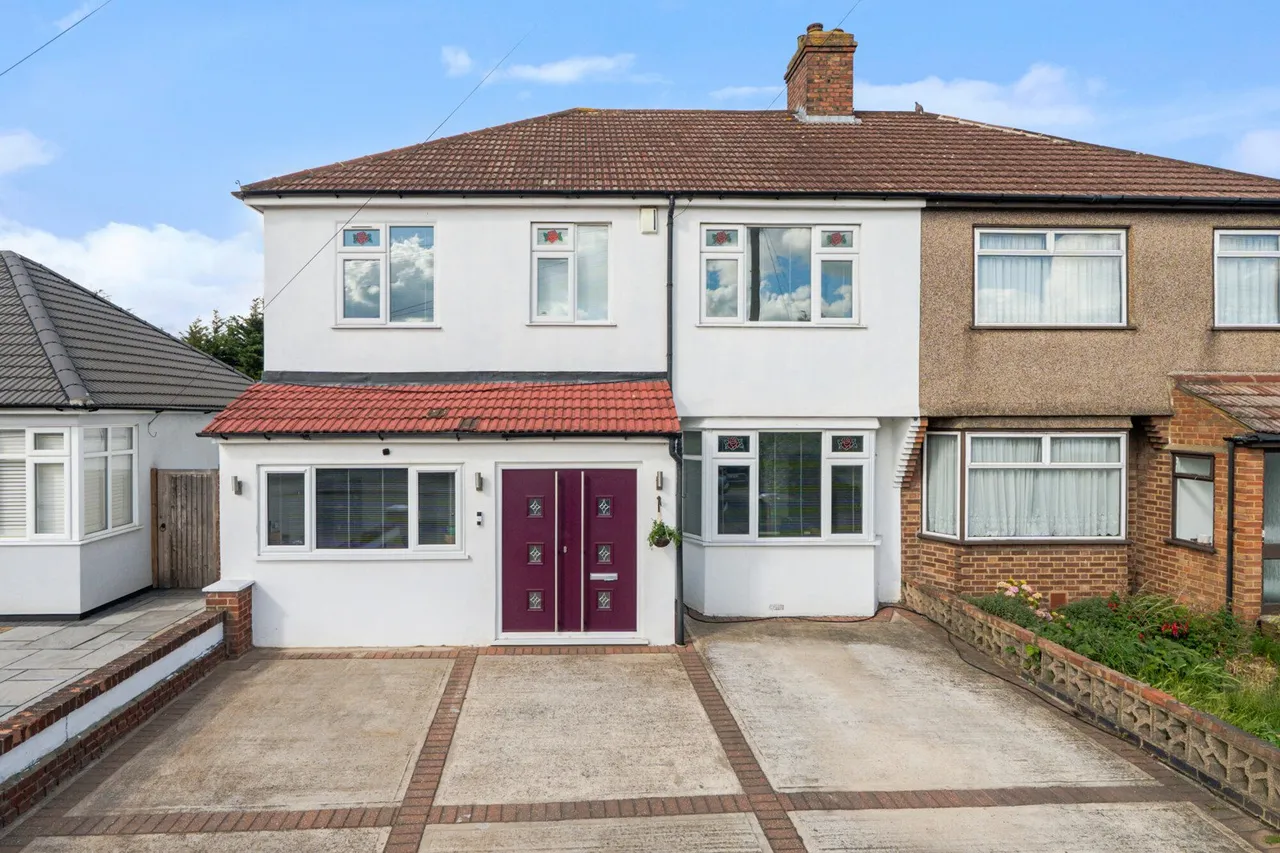 5 bed house for sale — Long Lane, DA7