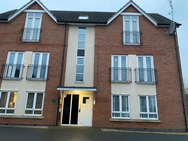 2 bed flat to rent — Richmond Gate, Hinckley, LE10