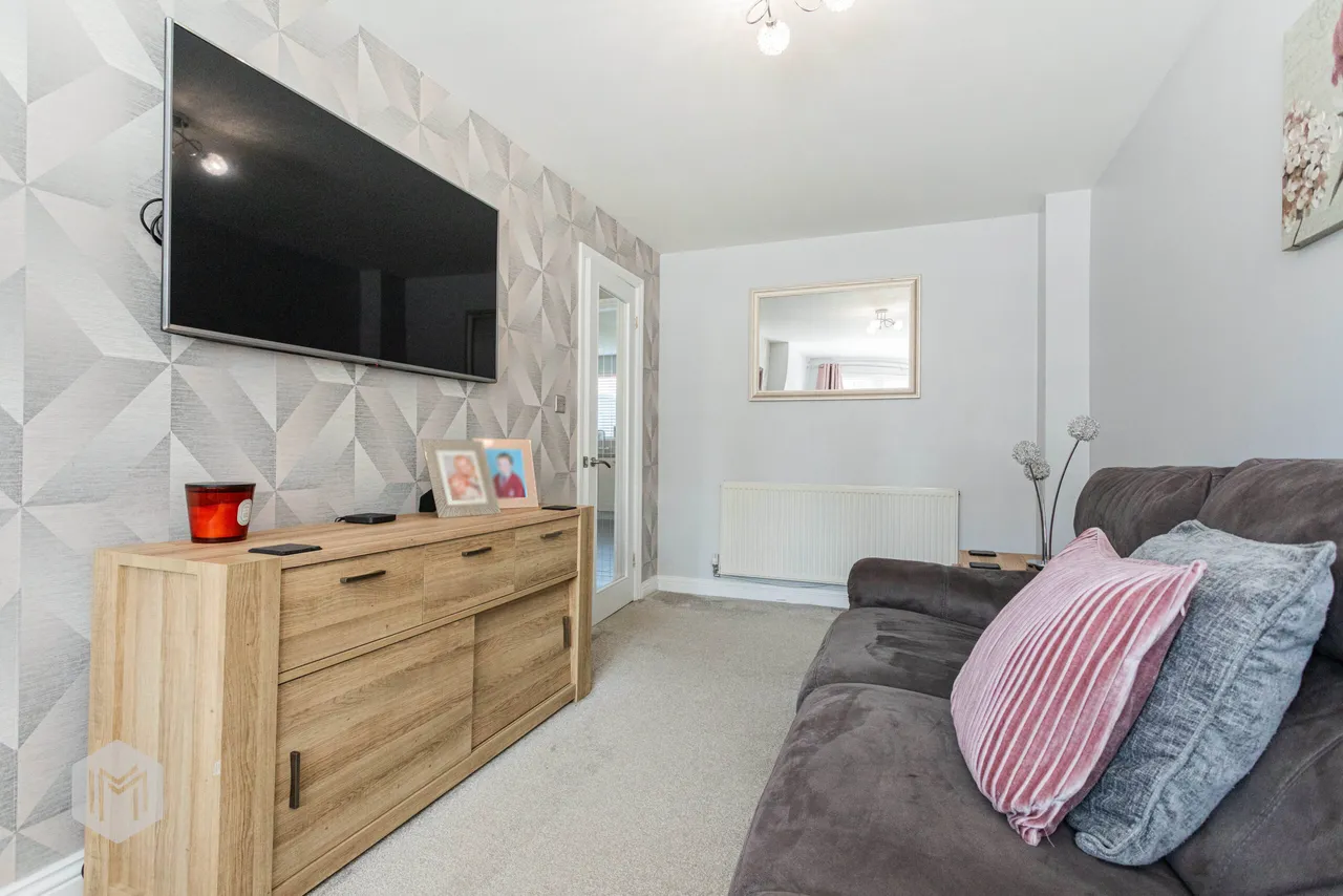 Doulton Close, Platt Bridge, Wigan, WN2 5BF, photo 2