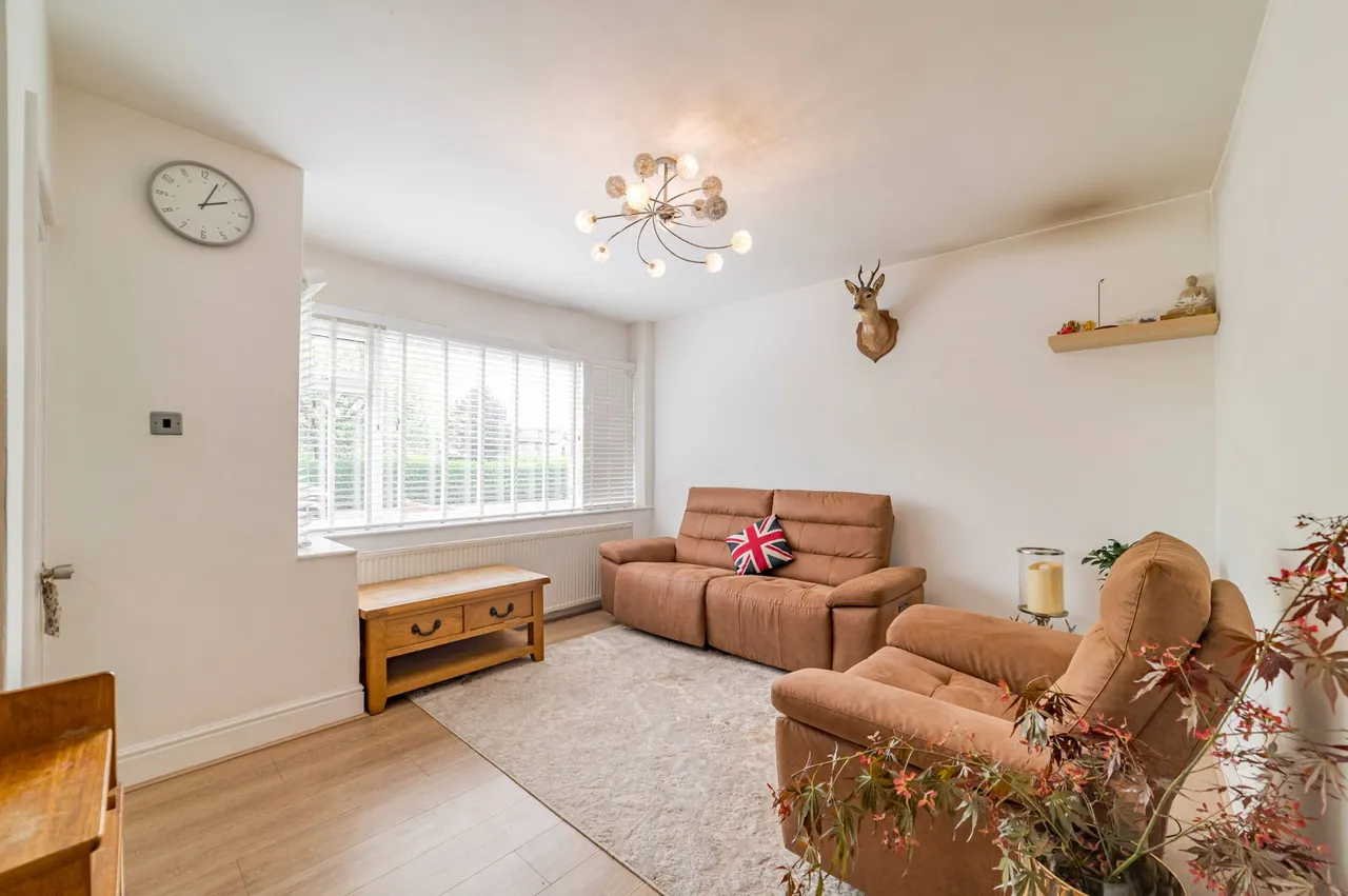 Crescent Park, Heaton Norris, SK4, photo 2