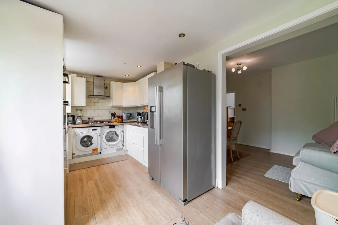 Crescent Park, Heaton Norris, SK4, photo 7