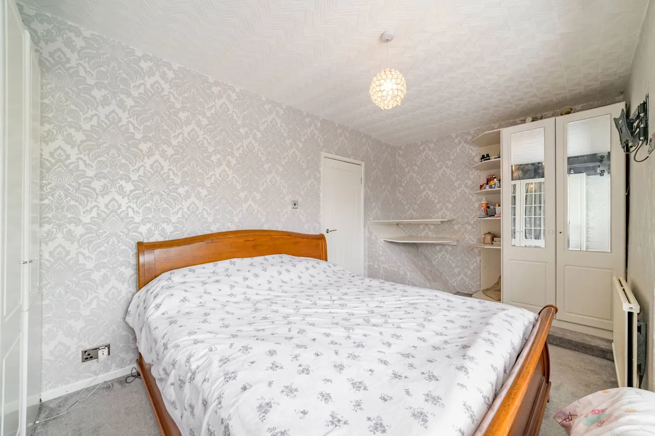 Crescent Park, Heaton Norris, SK4, photo 11