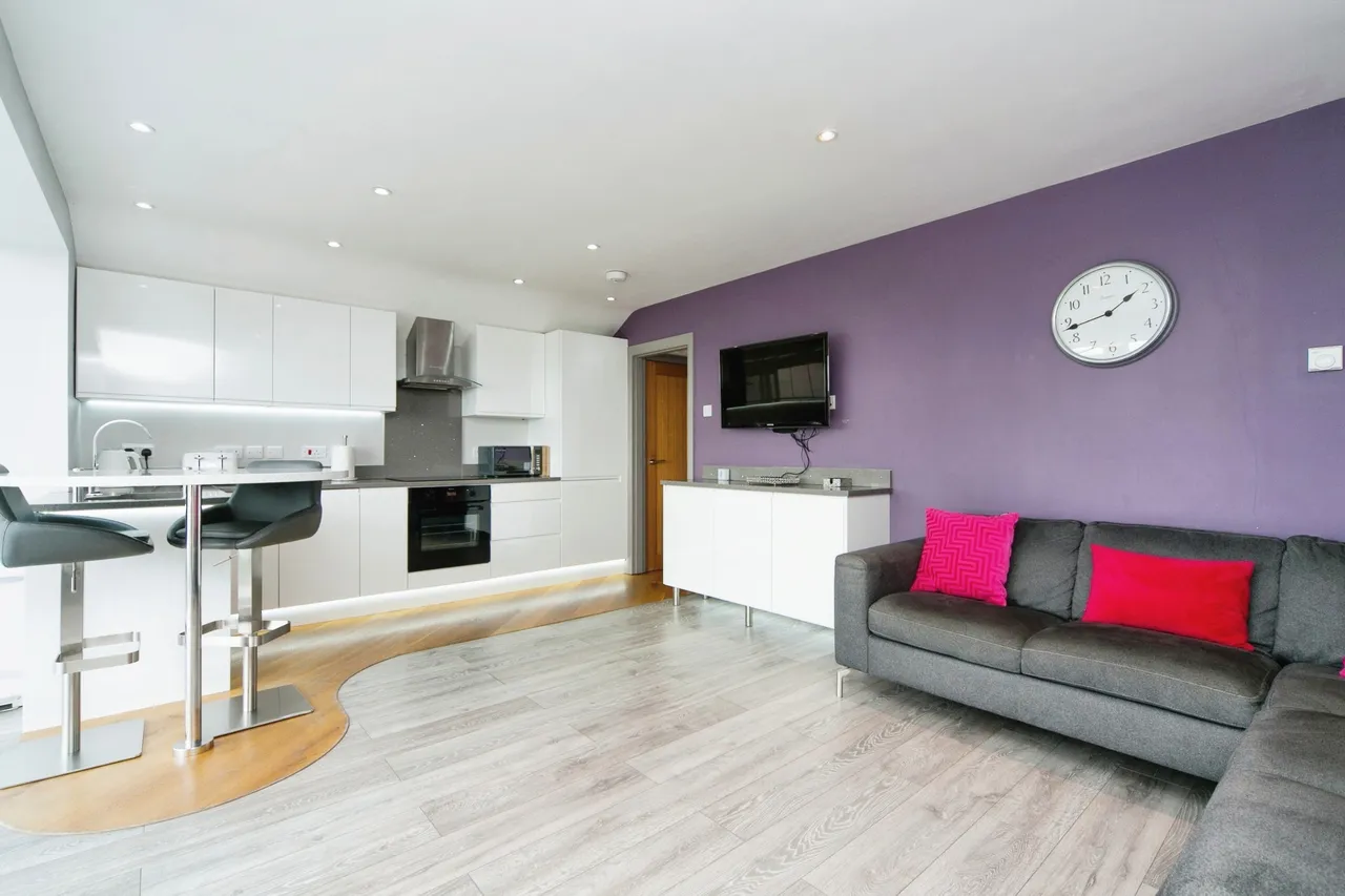 Helen Terrace, Y Felinheli, LL56, photo 4
