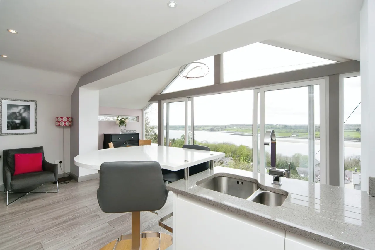 Helen Terrace, Y Felinheli, LL56, photo 10