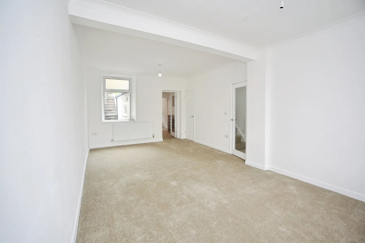 Old Street, Tonypandy, CF40, photo 2