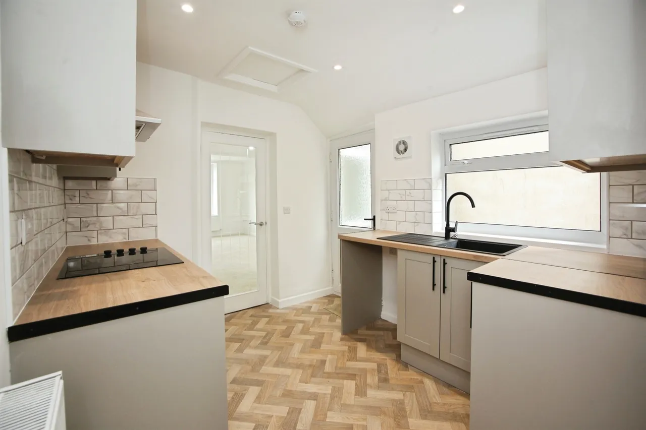 Old Street, Tonypandy, CF40, photo 11