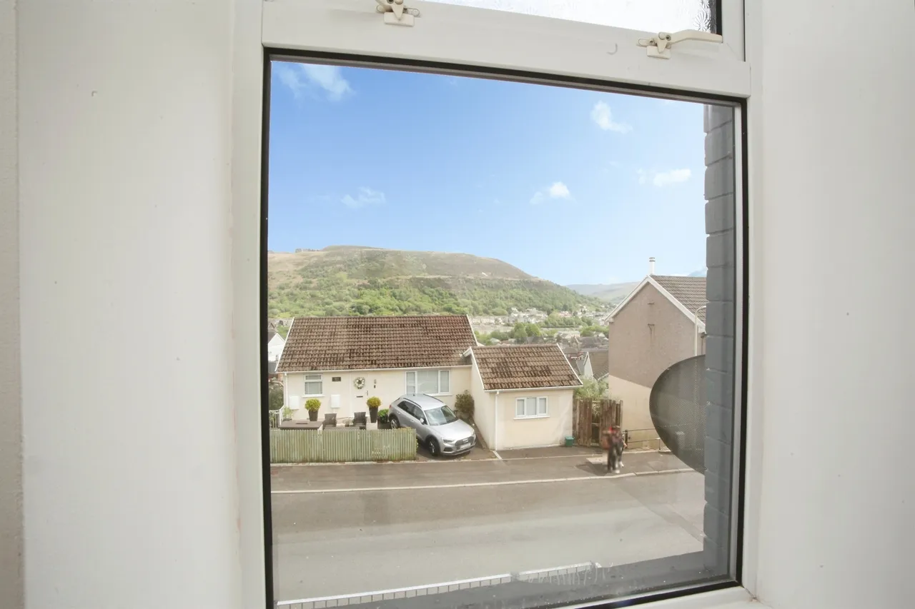 Old Street, Tonypandy, CF40, photo 12