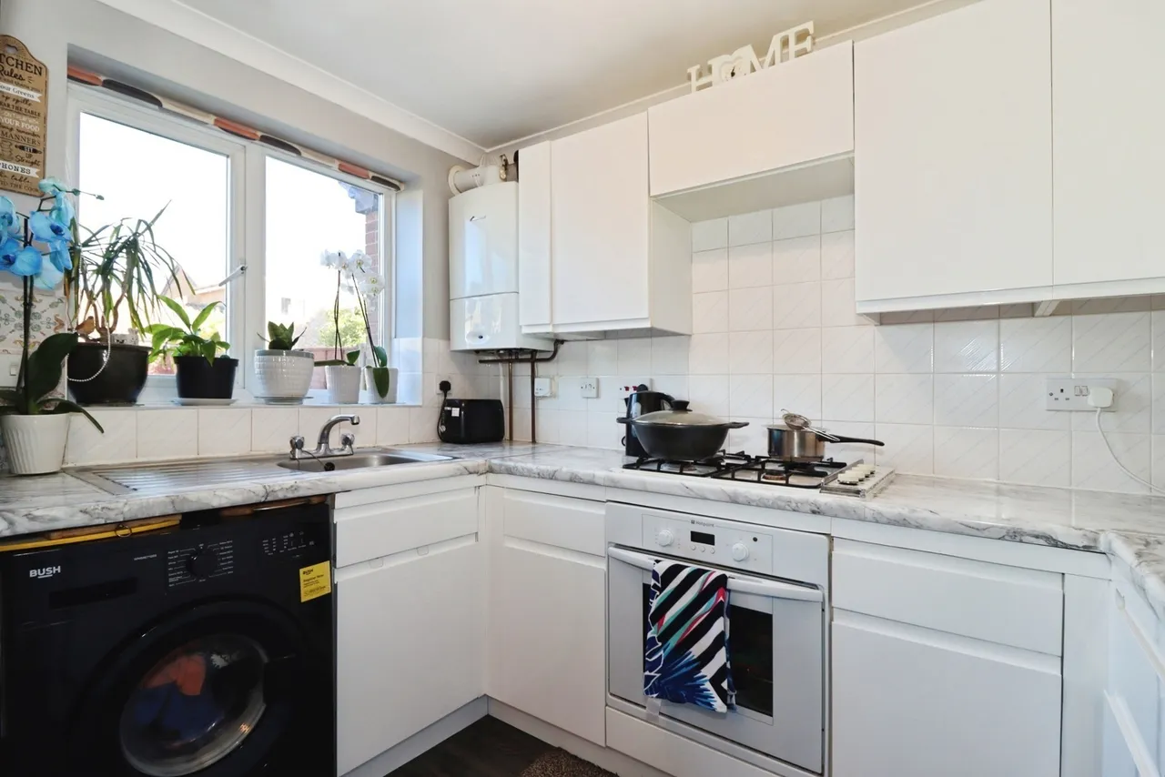 Ormonds Close, Bradley Stoke, Bristol, BS32, photo 13
