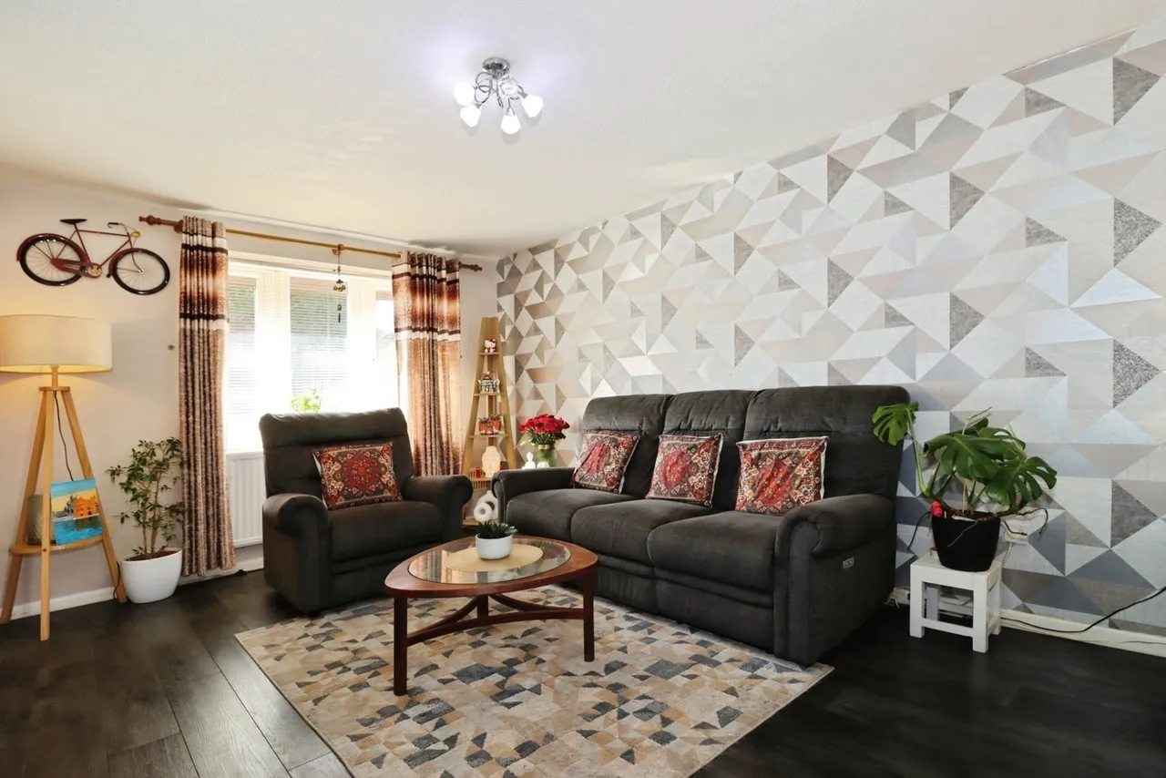 Ormonds Close, Bradley Stoke, Bristol, BS32, photo 2