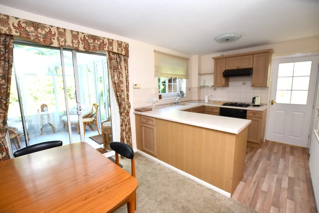 Waterside Drive, Market Drayton, photo 2
