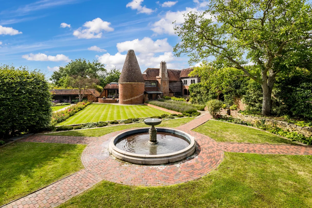 4 bed house for sale — Sandhurst, Cranbrook, TN18