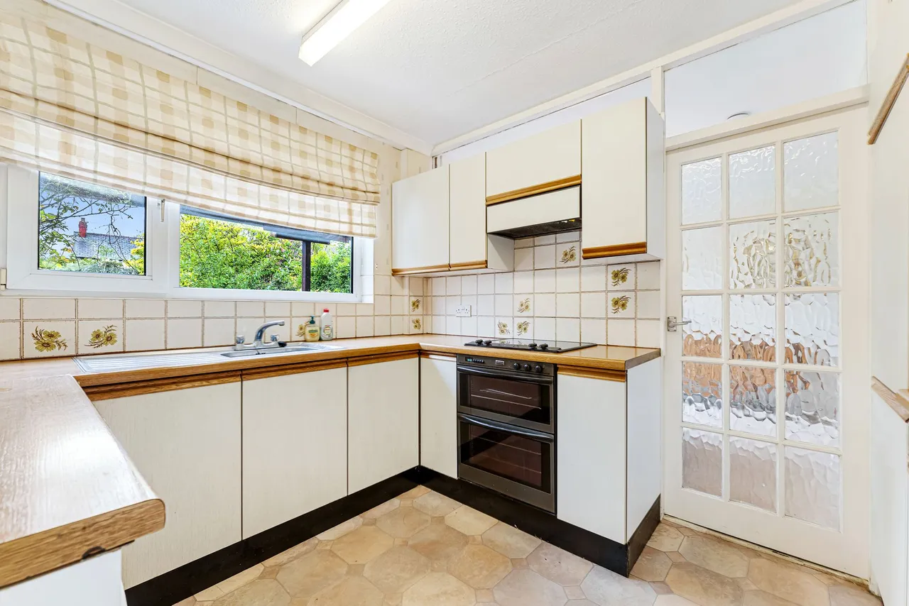 Clarence Avenue, Widnes, Widnes, WA8 9EL, photo 6
