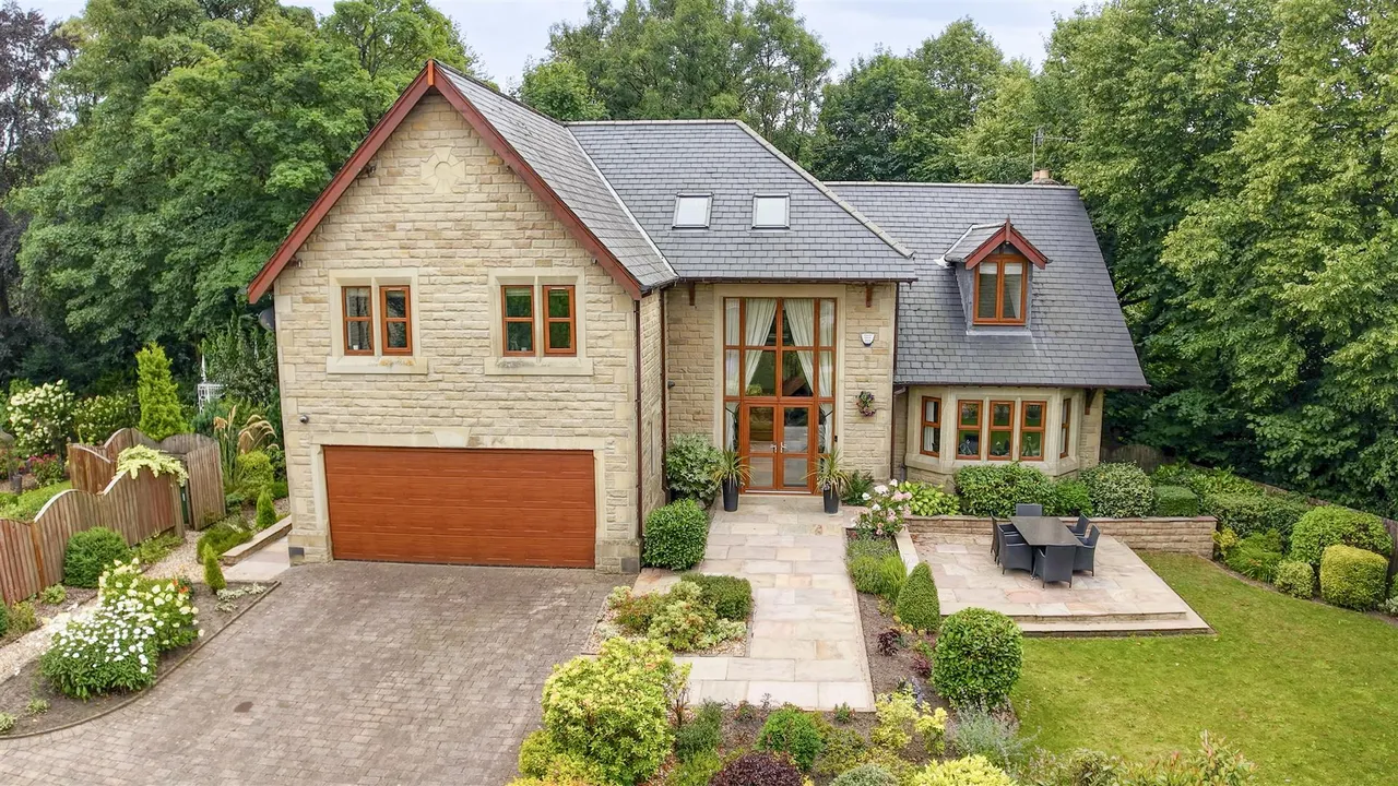 5 bed house for sale, College Lane, Rawtenstall