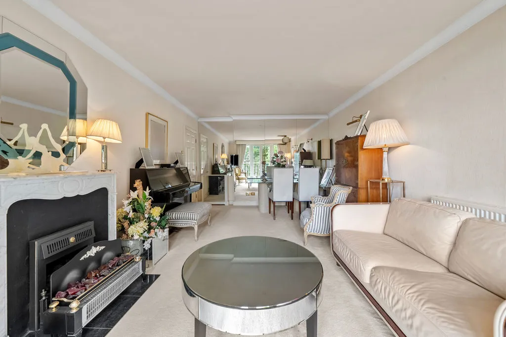 50 Oatlands Drive, Weybridge KT13 9DF, photo 6