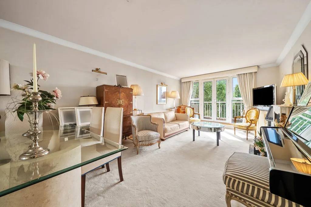 50 Oatlands Drive, Weybridge KT13 9DF, photo 7