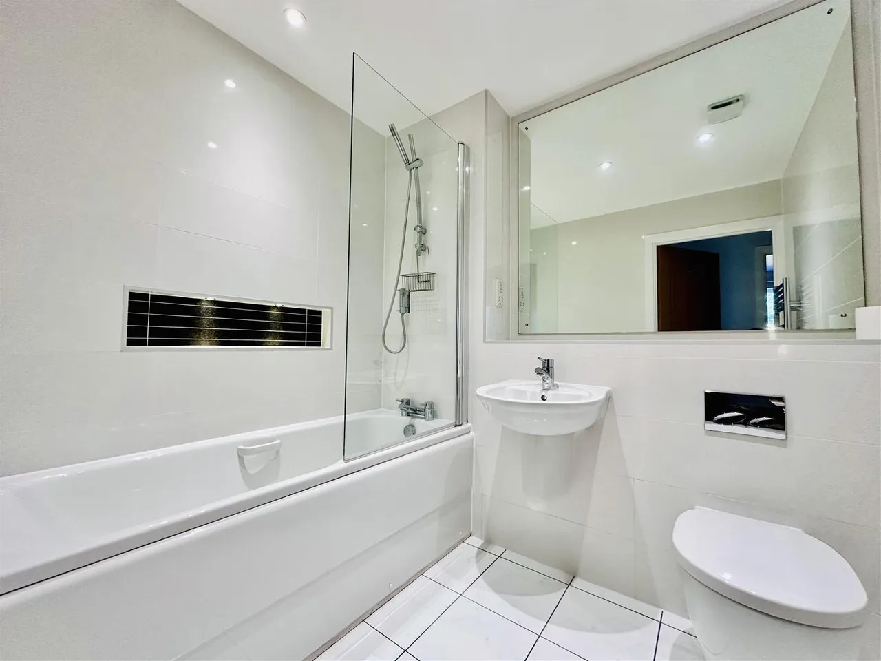 Stickley Court, Faringdon, SN7 7FU, photo 8