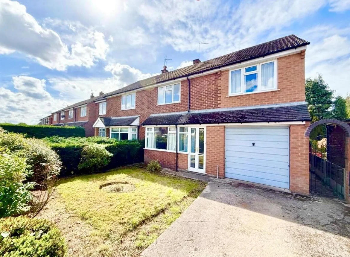 4 bed house for sale — Barnfield Road, Bollington, Macclesfield, Cheshire, SK10