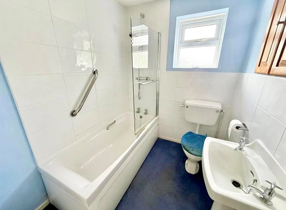 Barnfield Road, Bollington, Macclesfield, Cheshire, SK10, photo 11