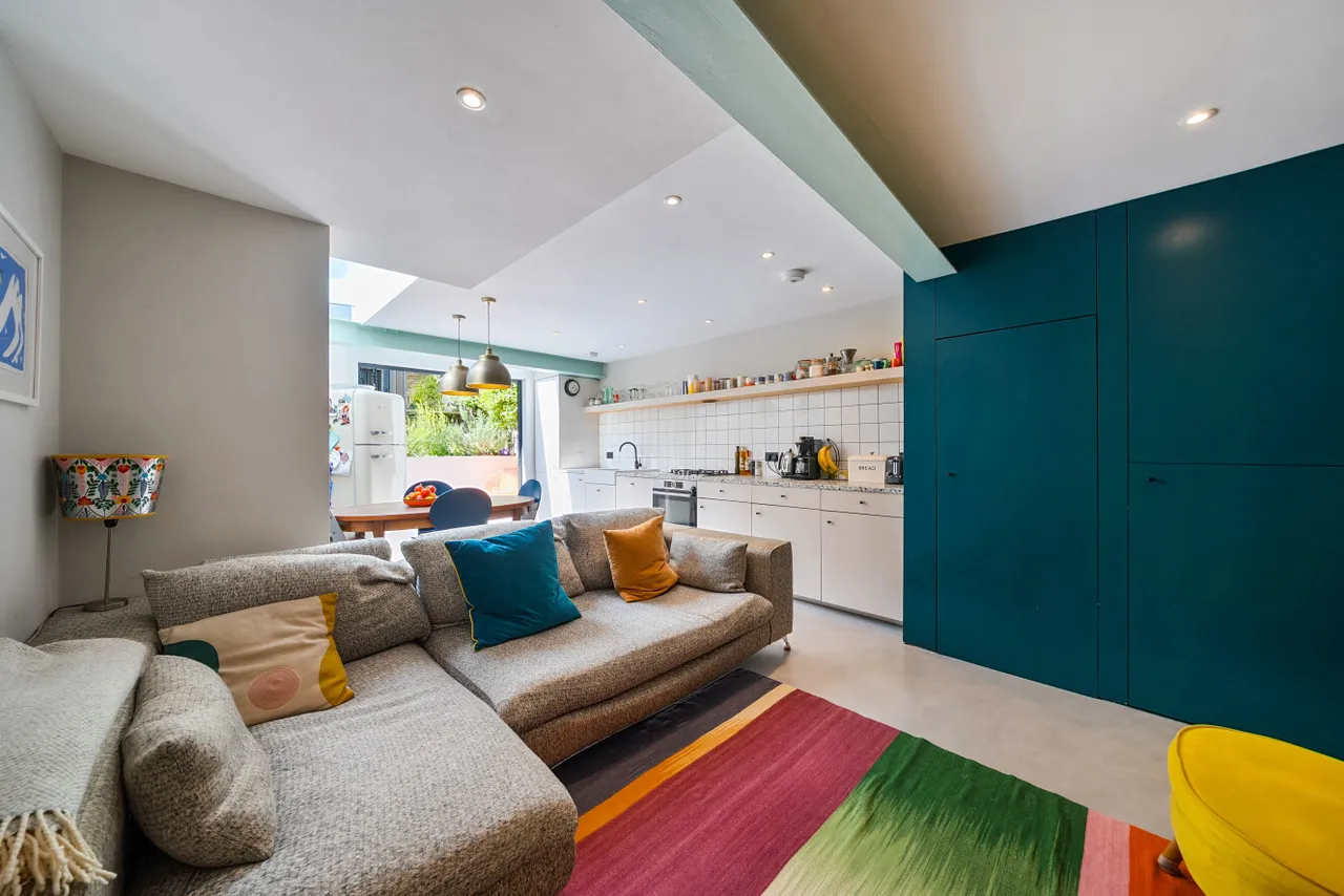 Lyndhurst Way, Peckham, SE15, photo 9