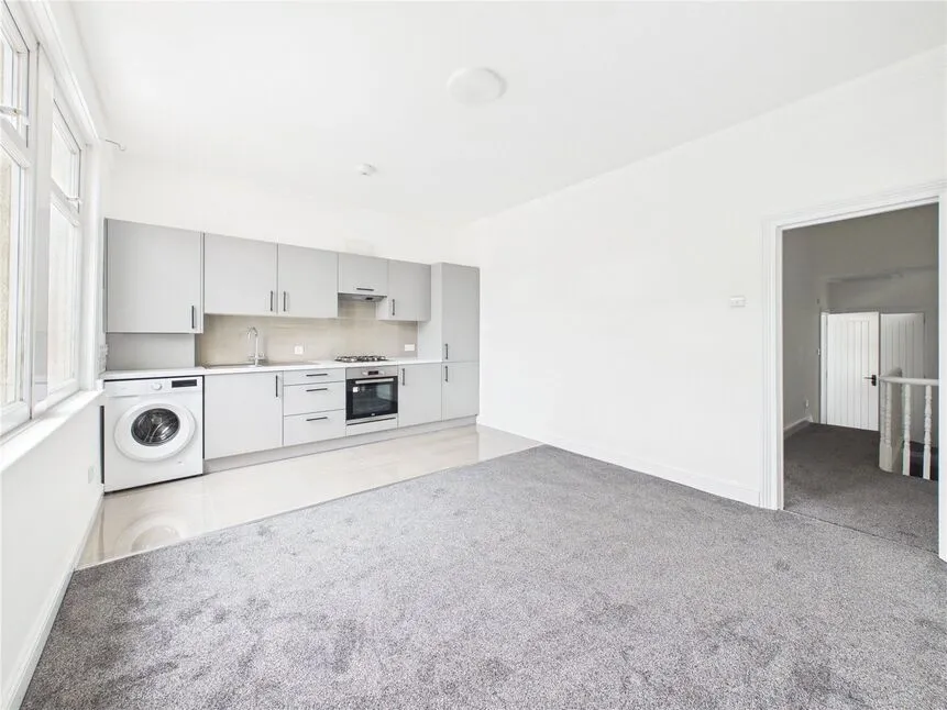 Palamos Road, Leyton, E10, photo 3