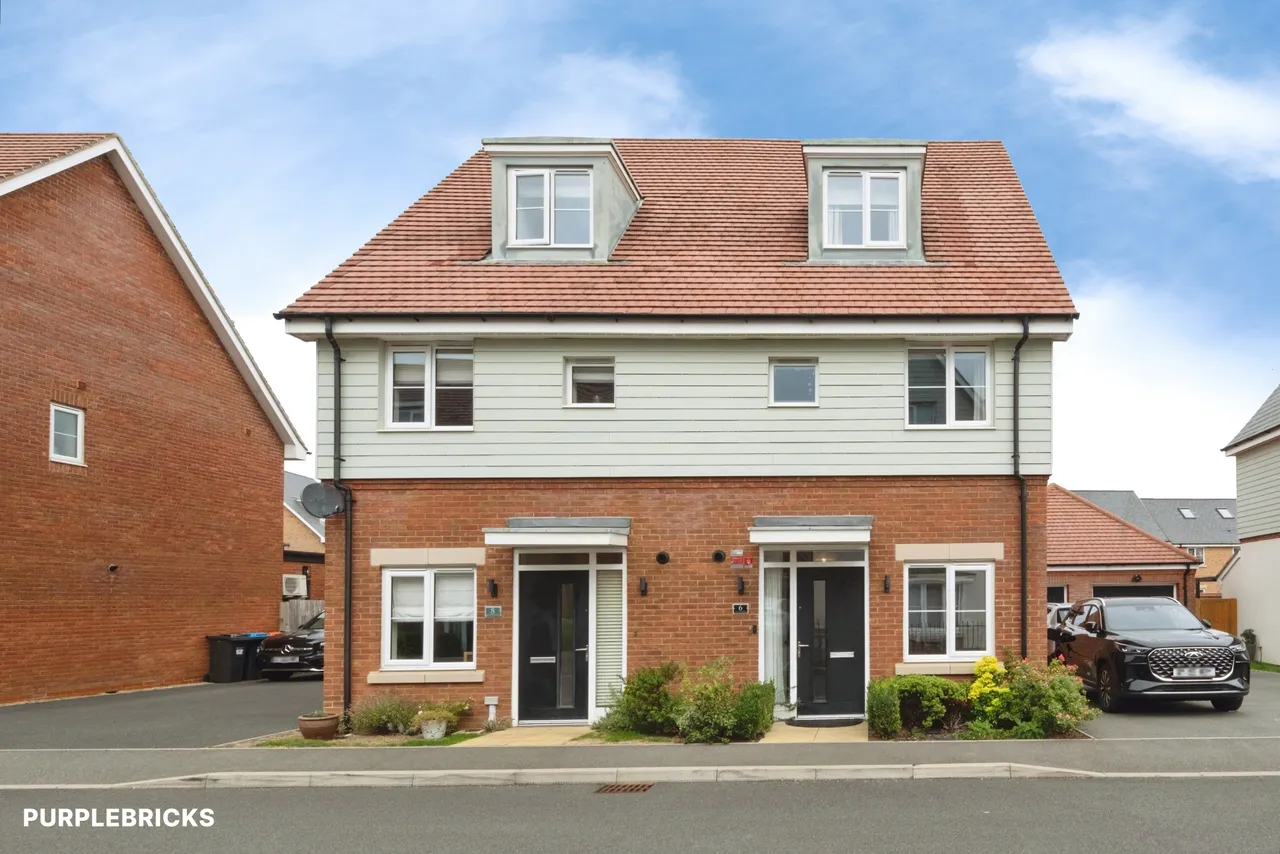 3 bed house for sale, Gotland Avenue, Whitehouse, MK8