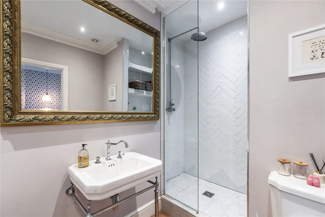 Flanchford Road, Reigate, RH2, photo 14
