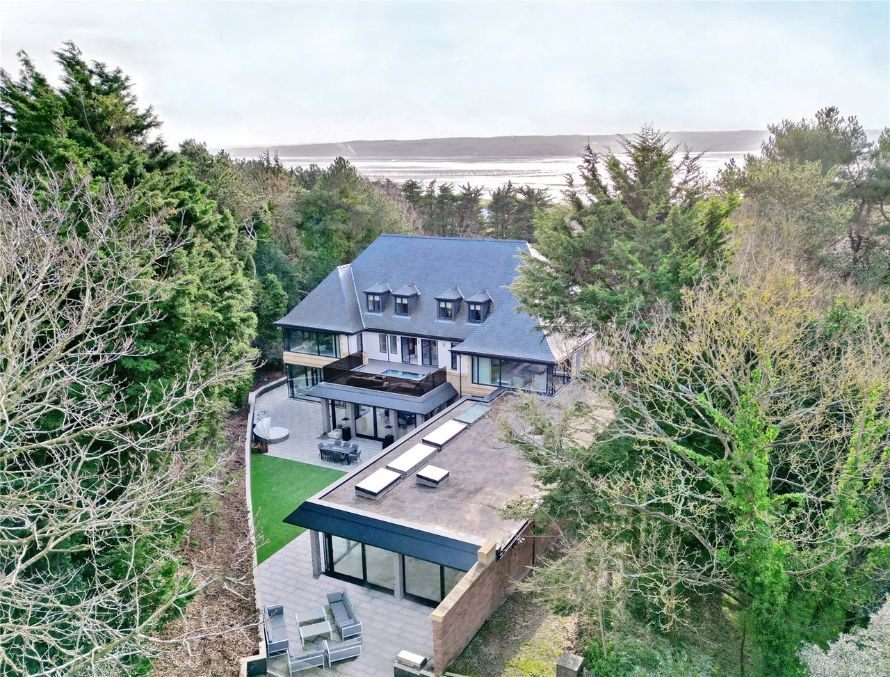 Croft Drive, Caldy, CH48, photo 46