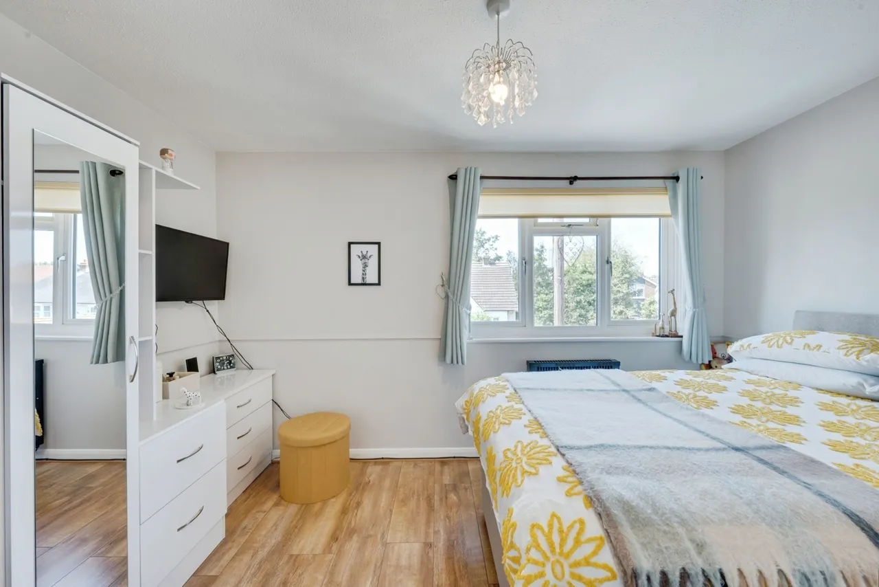 Ruxley Mews, Epsom, KT19, photo 4