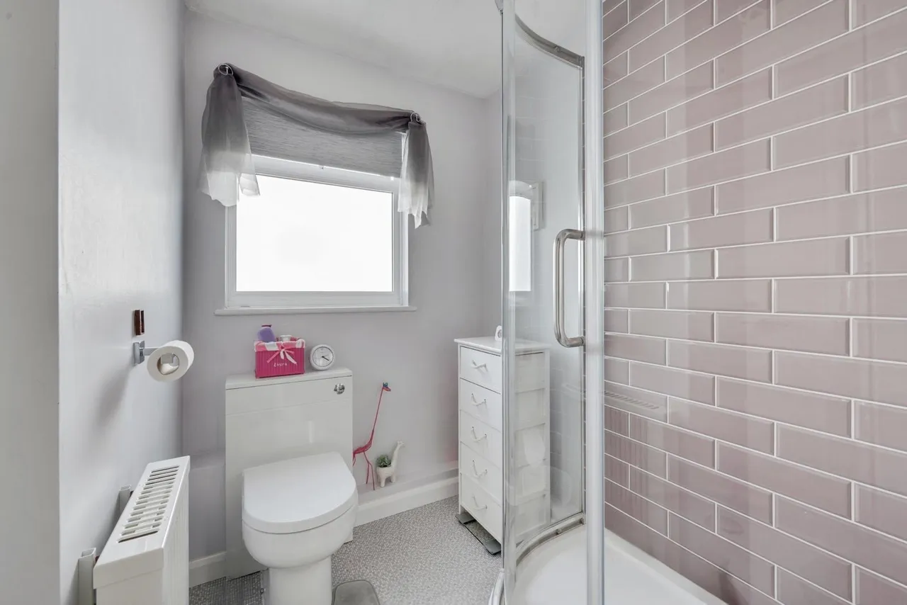 Ruxley Mews, Epsom, KT19, photo 5