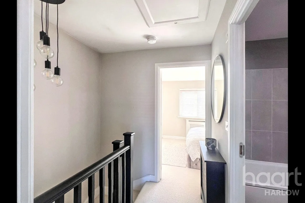 Plover Crescent, Harlow, CM17, photo 18