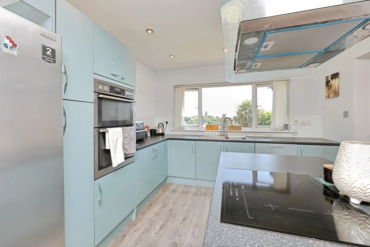 Pyebush Lane, Acle, NR13, photo 6