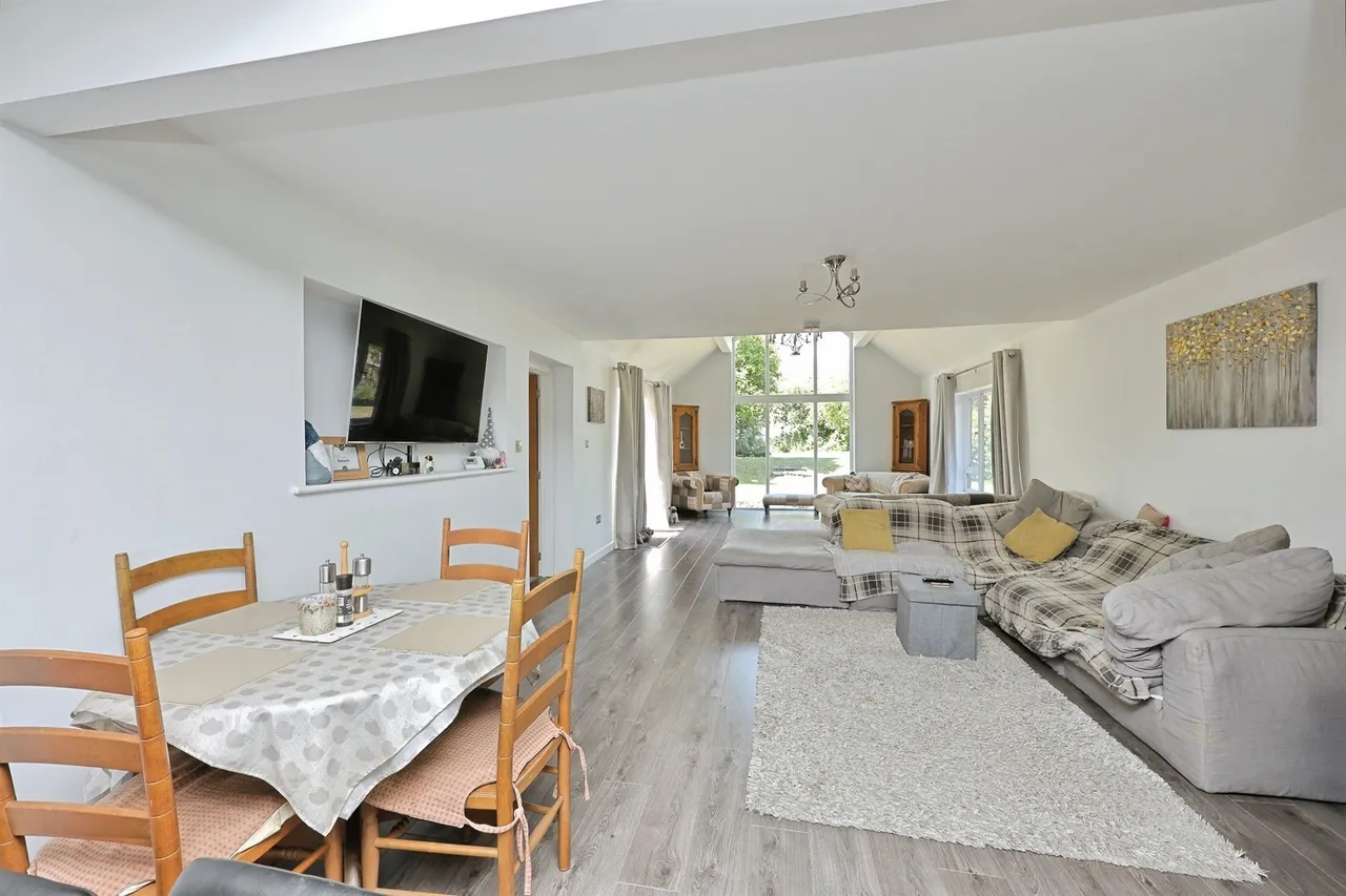 Pyebush Lane, Acle, NR13, photo 12