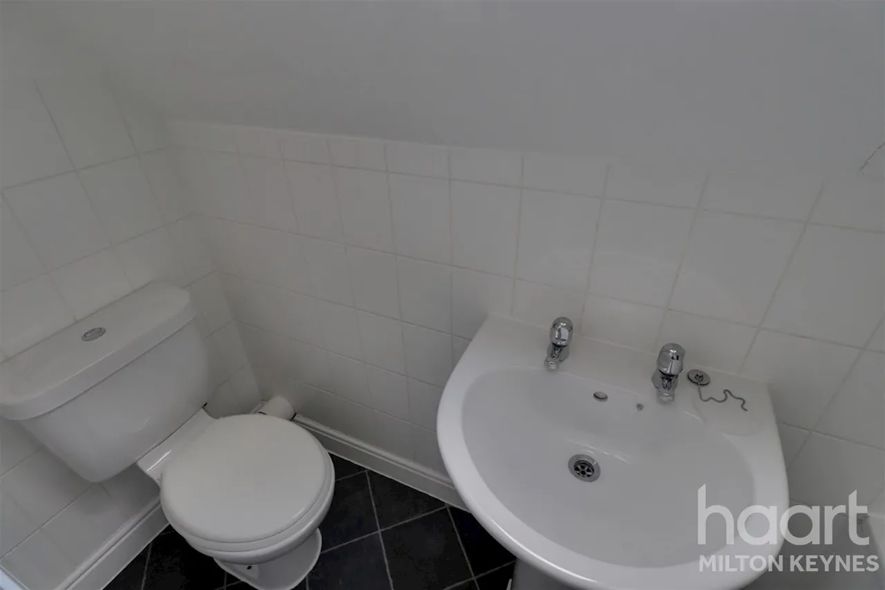 Wooton Court, New Bradwell, MK13, photo 10