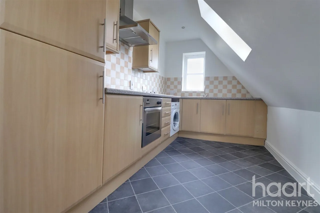 Wooton Court, New Bradwell, MK13, photo 6