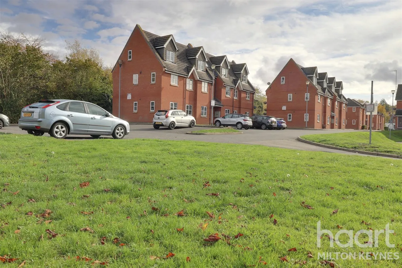 Wooton Court, New Bradwell, MK13, photo 11