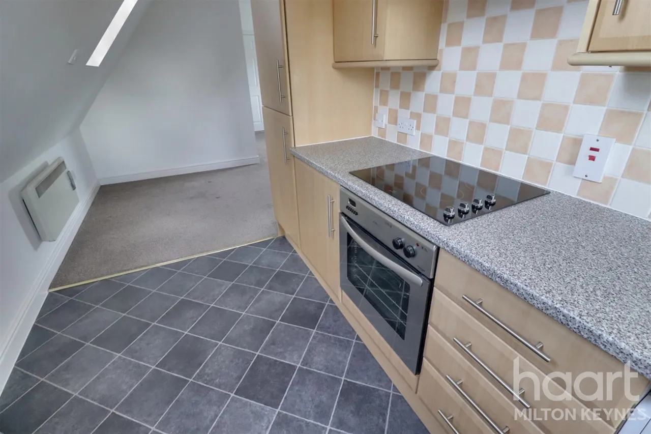 Wooton Court, New Bradwell, MK13, photo 7