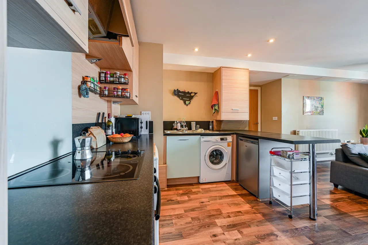 25 Bailey House, Berber Parade, London, photo 5