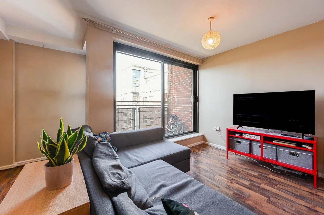 25 Bailey House, Berber Parade, London, photo 4