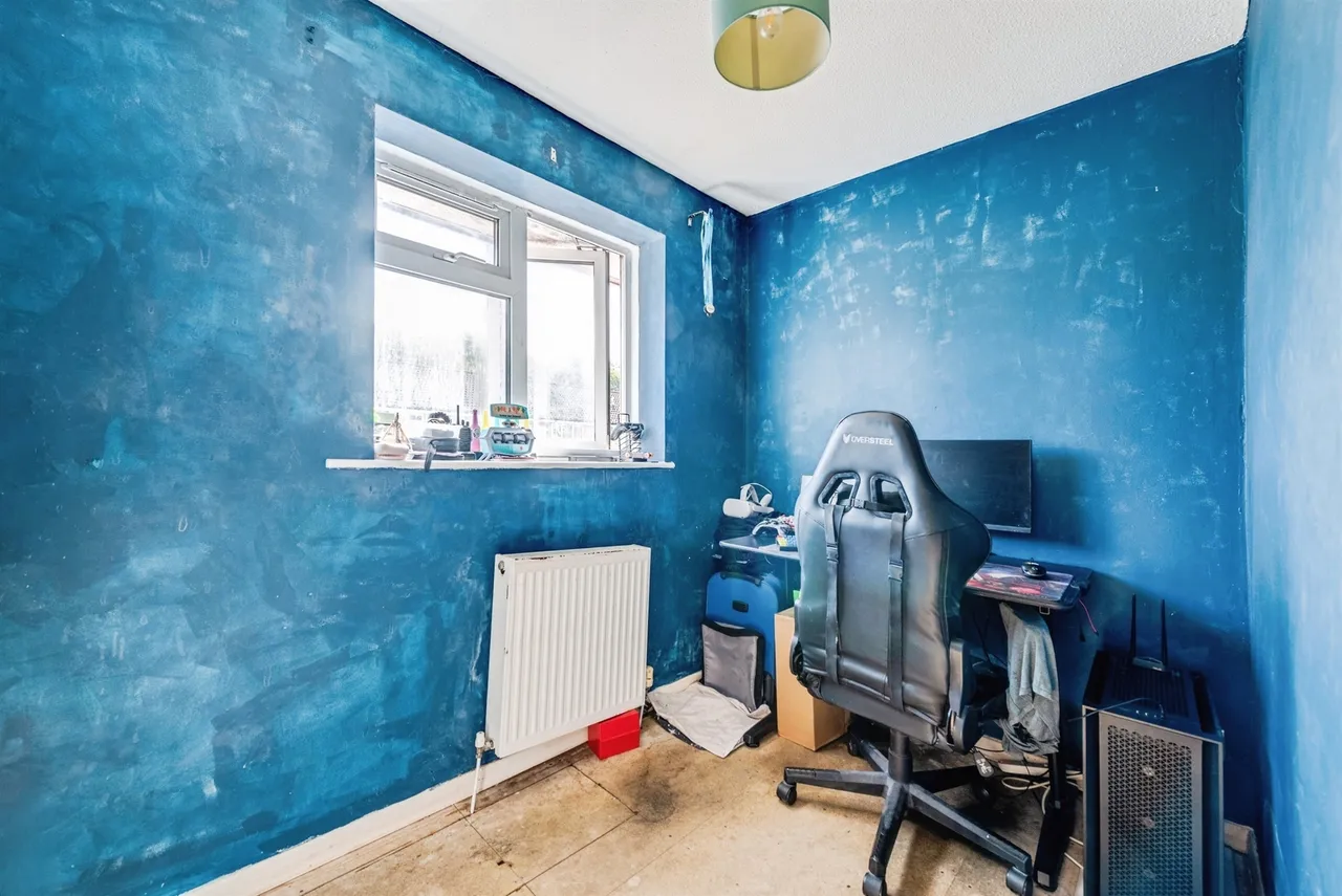 Alder Close, Swindon, SN2, photo 6