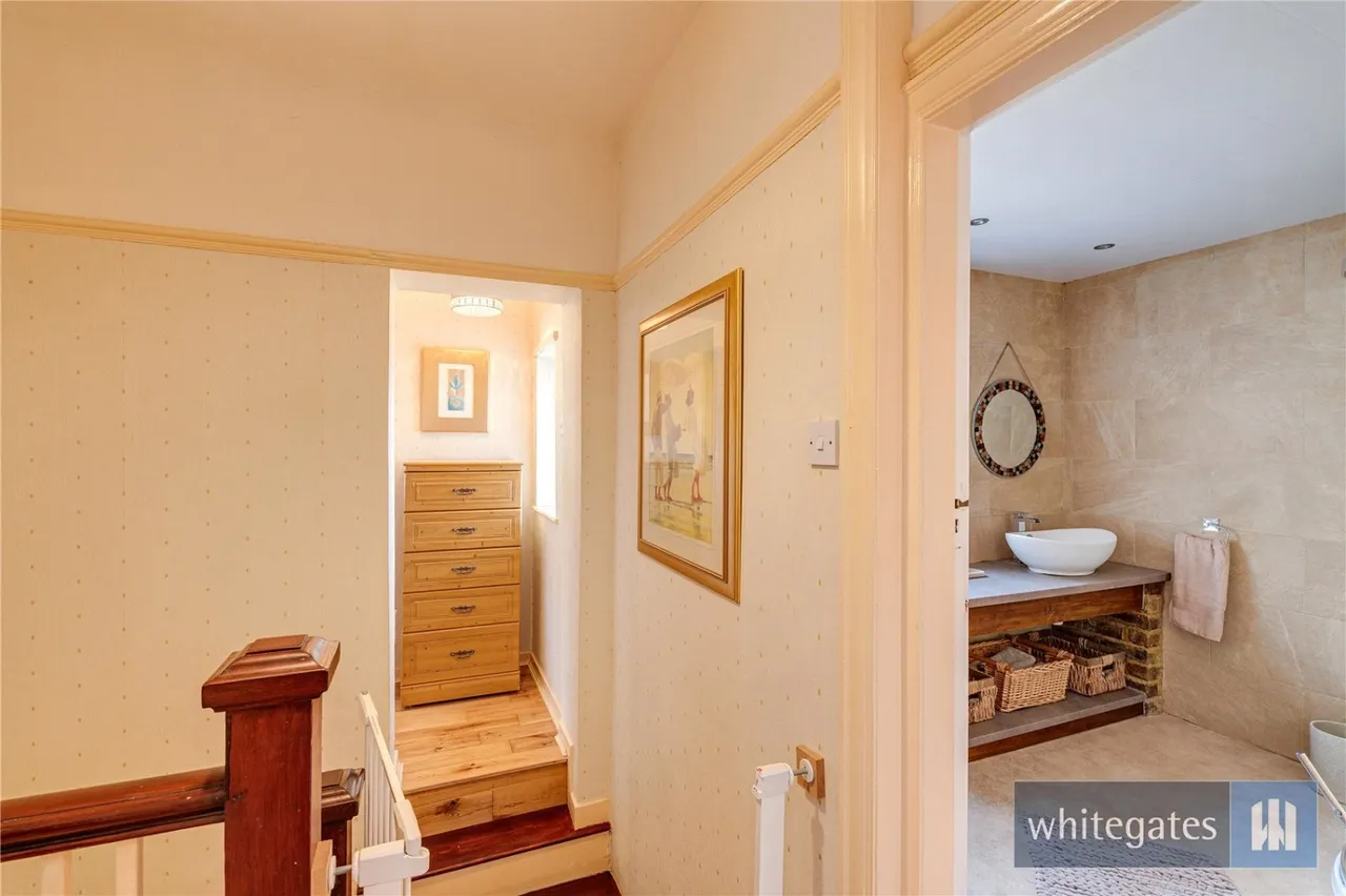 Ryegate Road, Liverpool, L19, photo 24