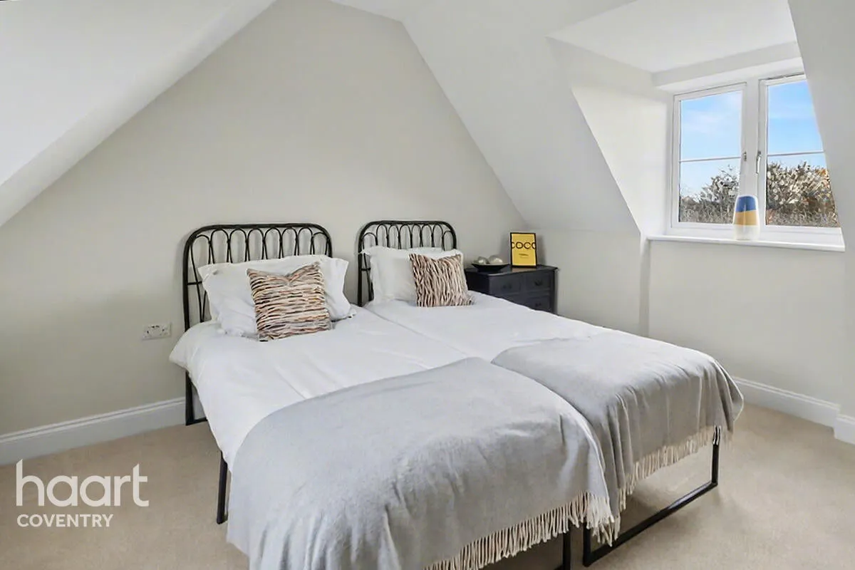 Spa Farm Court, Stratford-upon-Avon, CV37, photo 2