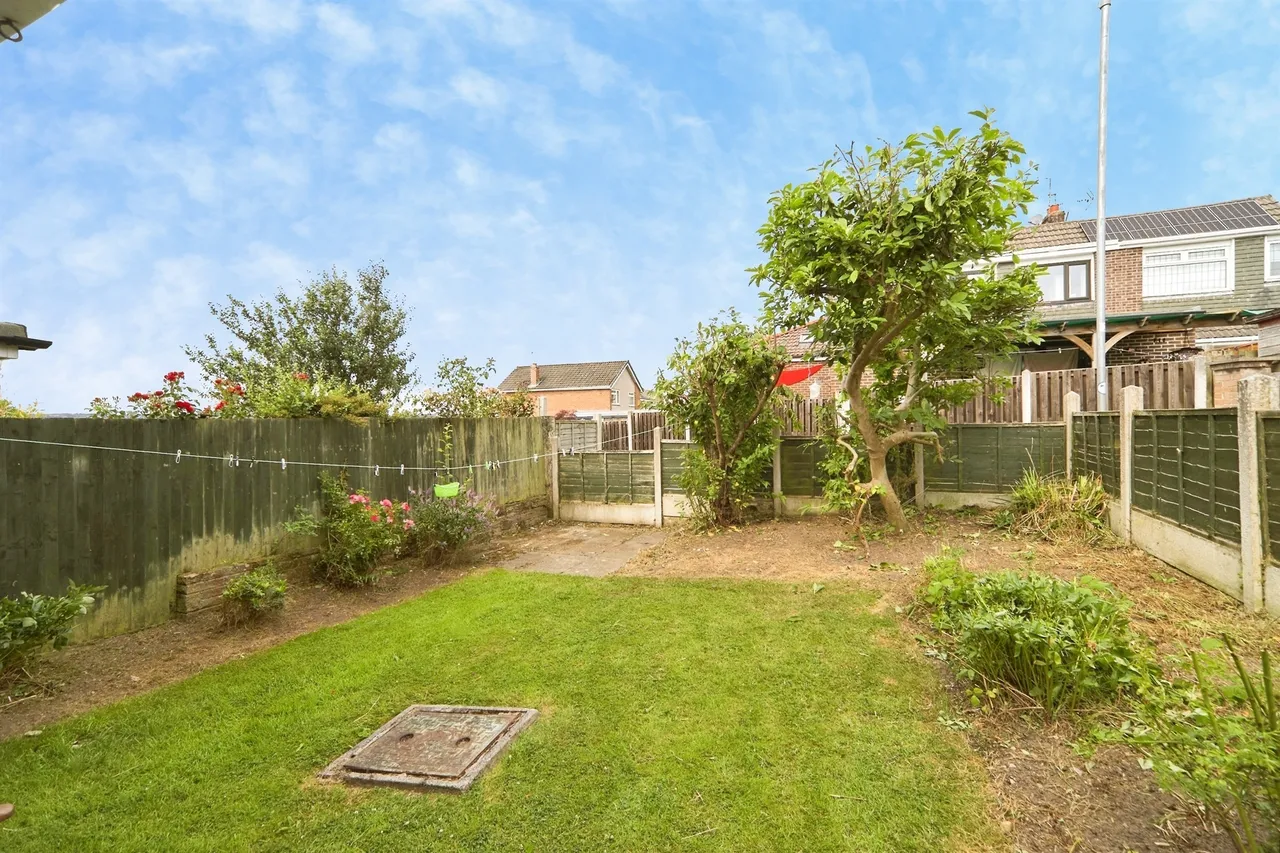 Greenlea Road, Yeadon, Leeds, photo 4