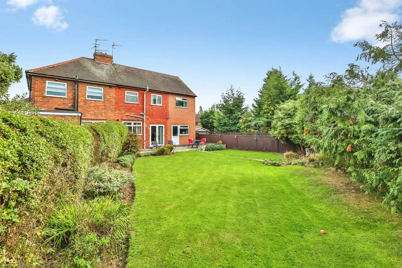 Edmund Grove, Hucknall, NG15, photo 16