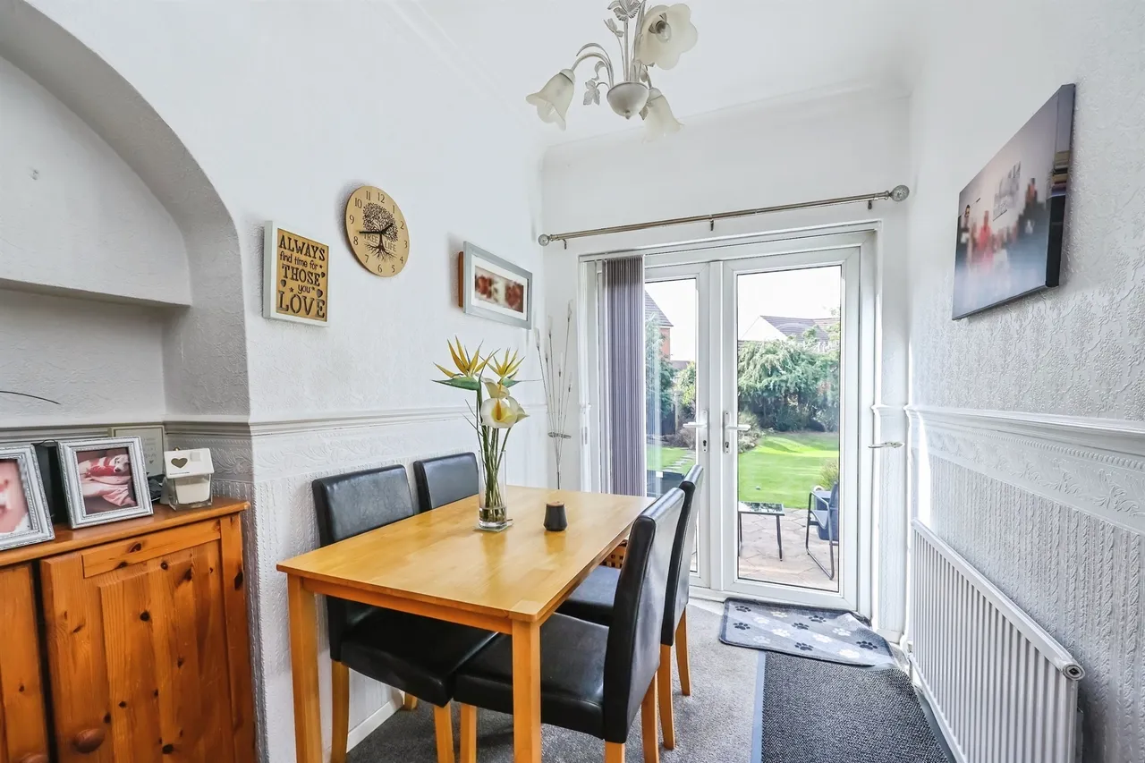 Edmund Grove, Hucknall, NG15, photo 7