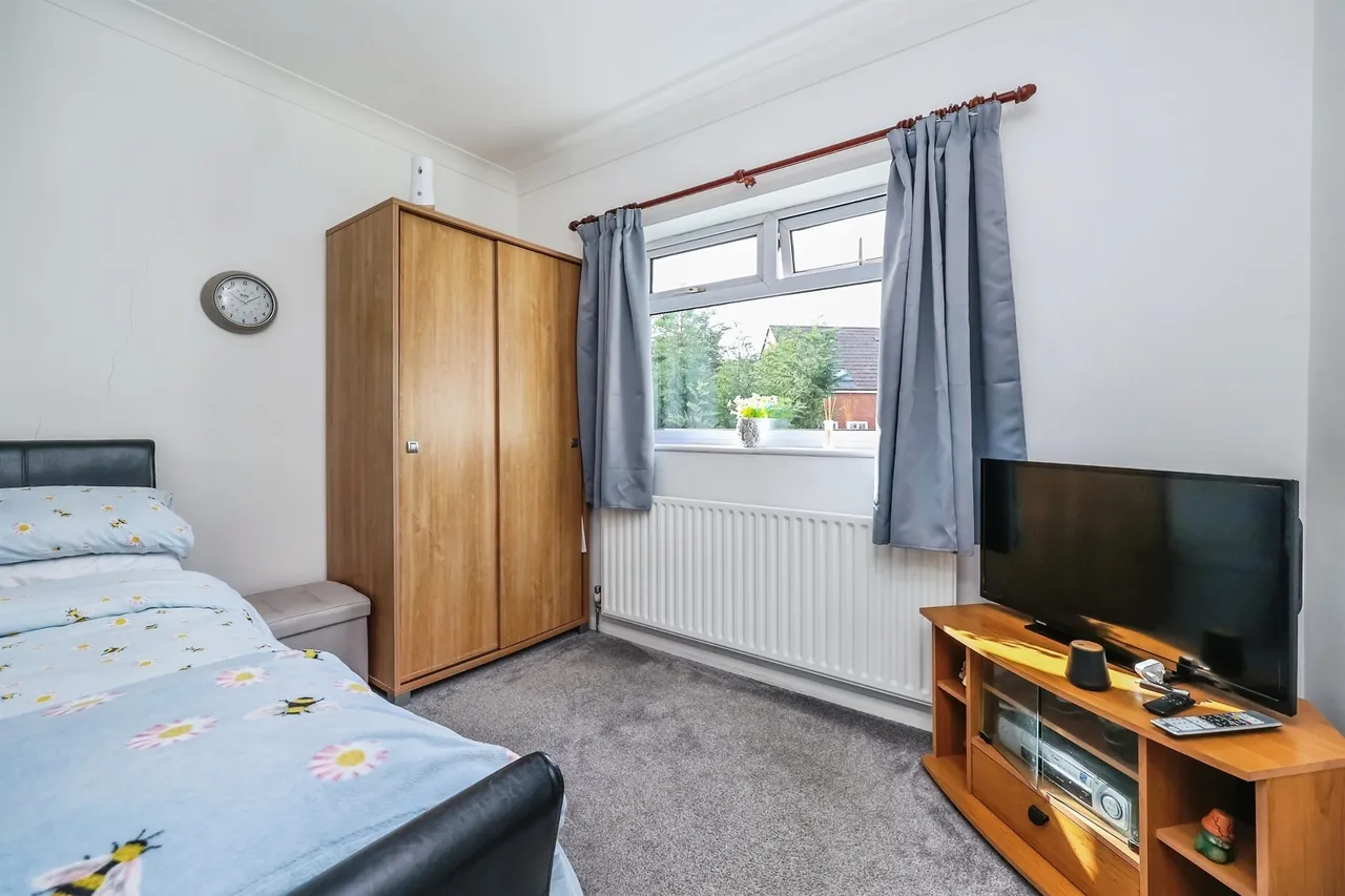 Edmund Grove, Hucknall, NG15, photo 11
