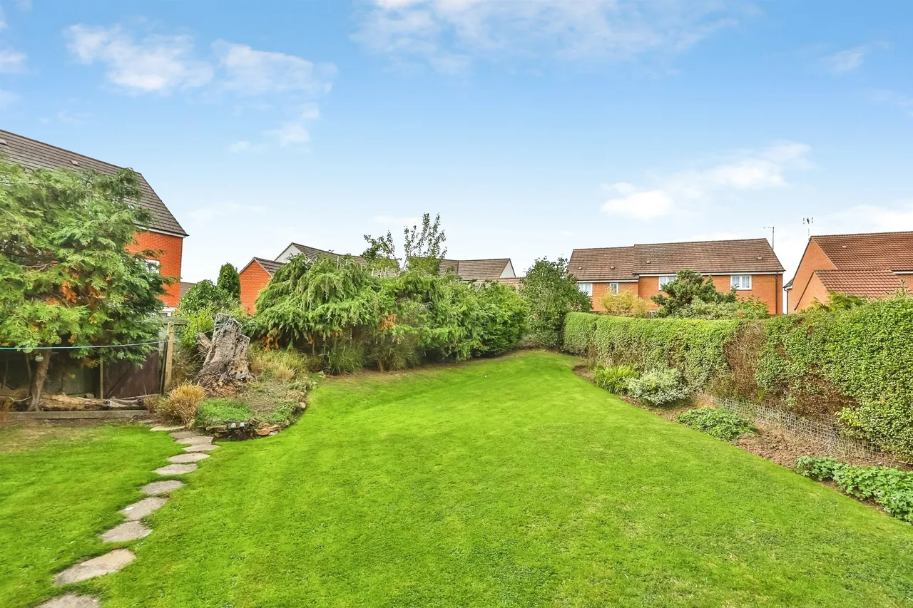 Edmund Grove, Hucknall, NG15, photo 15